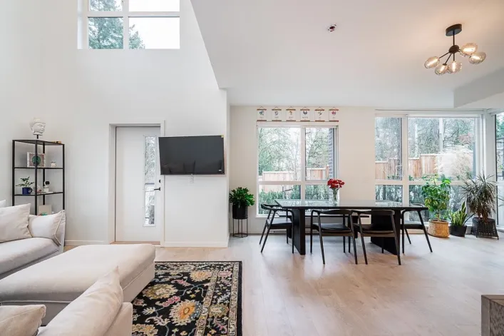 105 19577 65B AVENUE, Surrey