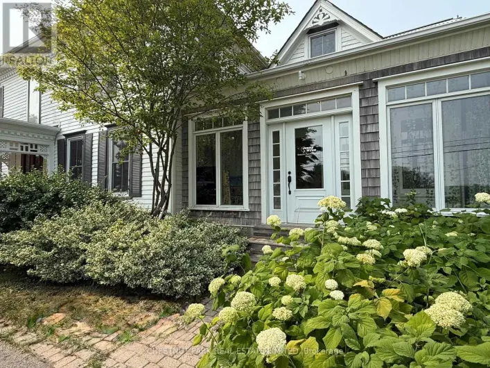 105 & 206 - 13360 LOYALIST PARKWAY, Prince Edward County