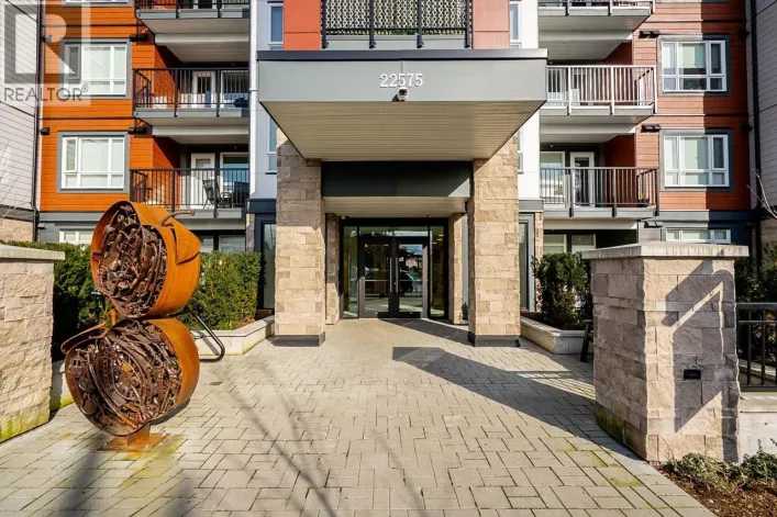 105 22575 BROWN AVENUE, Maple Ridge