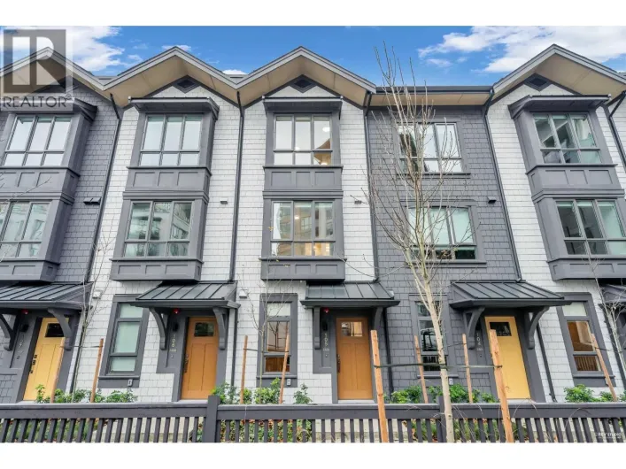 105 2320 EMERY COURT, North Vancouver