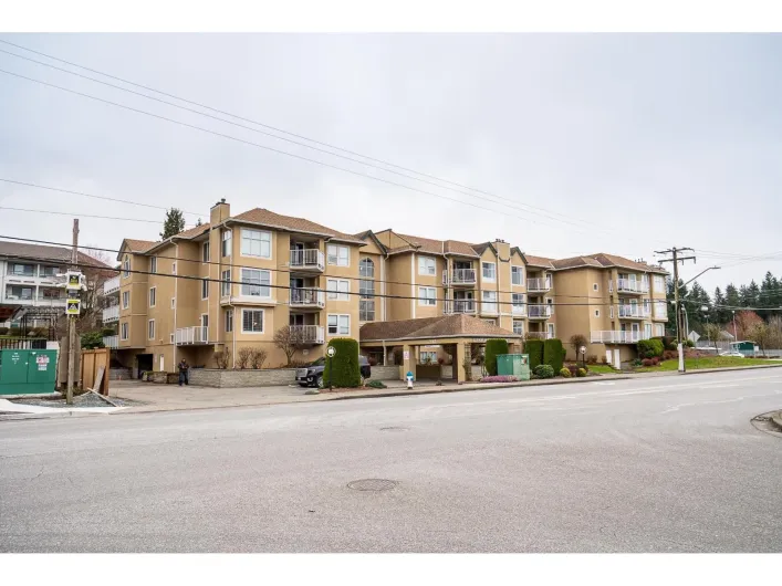 105 2410 EMERSON STREET, Abbotsford