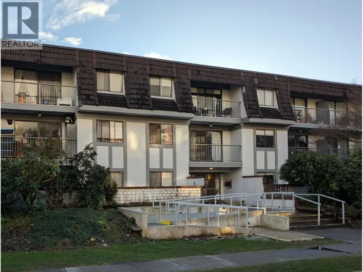 105 275 W 2ND STREET, North Vancouver