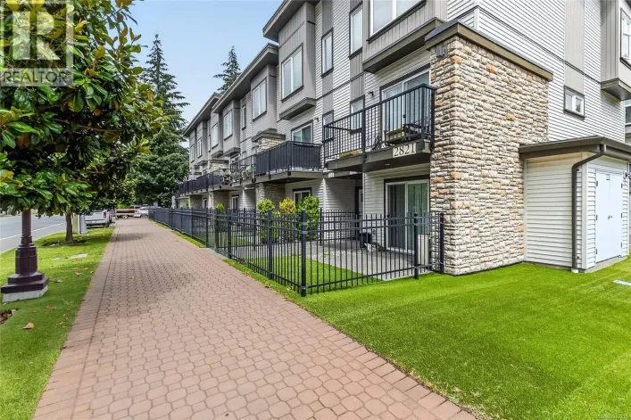 105 2821 Jacklin Rd, Langford