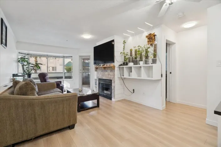 105 2962 TRETHEWEY STREET, Abbotsford