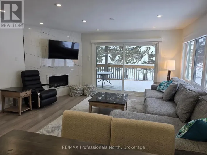 105 - 32 DEERHURST GREENS DRIVE, Huntsville