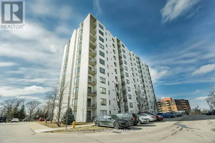 105 - 333 COMMISSIONERS ROAD W, London South