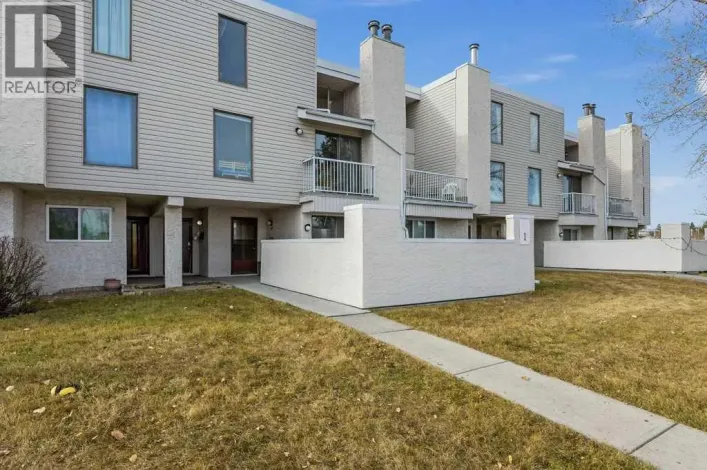 105, 3500 Varsity Drive NW, Calgary