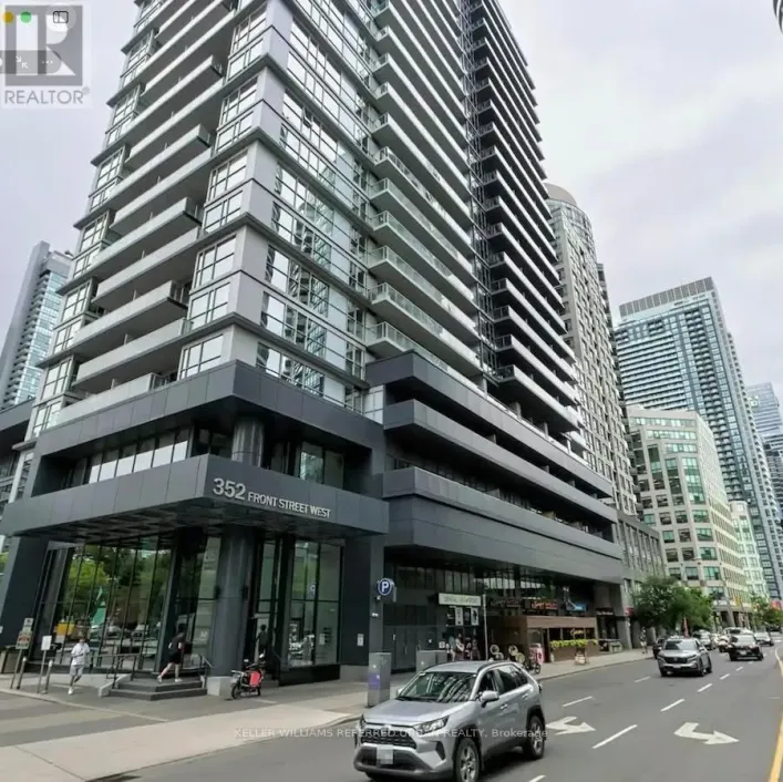 105 - 352 FRONT STREET W, Toronto