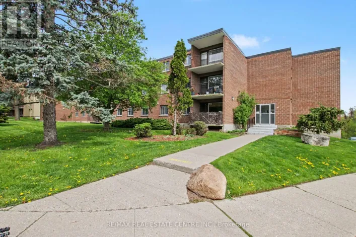 105 - 4 AVALON PLACE, Kitchener