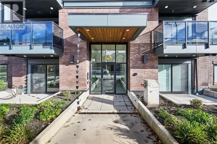 105 45 Haliburton St, Nanaimo