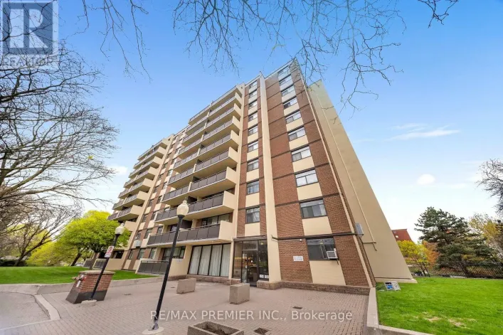 105 - 5 FRITH ROAD, Toronto