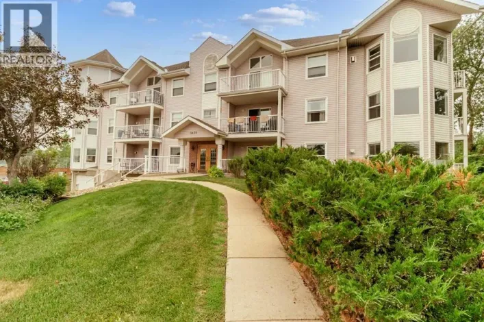 105, 5435 Lakeshore Dr,, Sylvan Lake