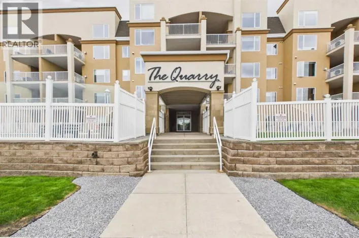 105, 5590 45 Street, Red Deer