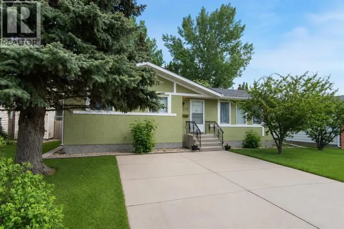 105 Bell Street, Red Deer