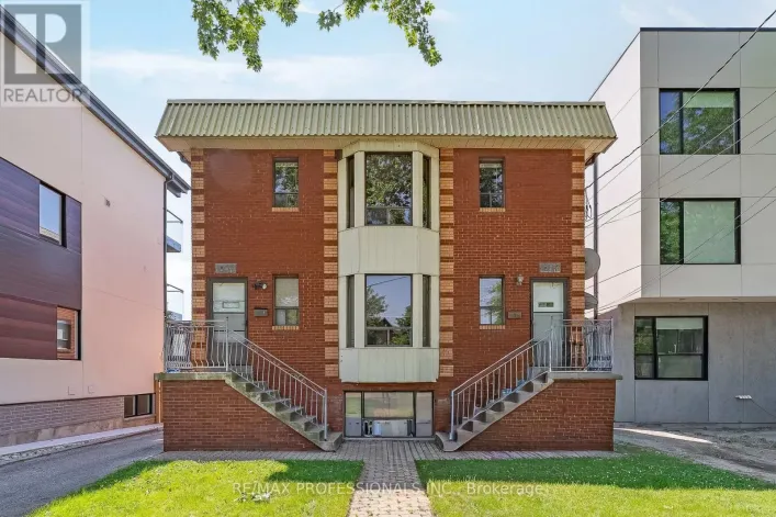 105 CAVELL AVENUE, Toronto