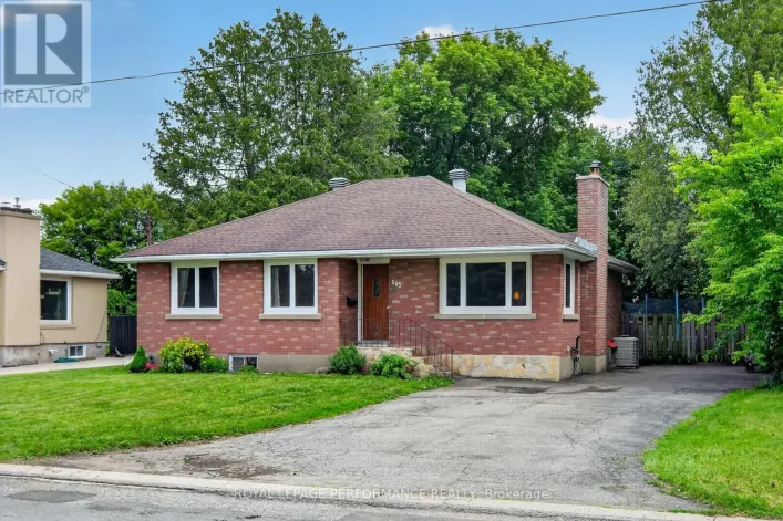 105 CROWNHILL STREET, Ottawa