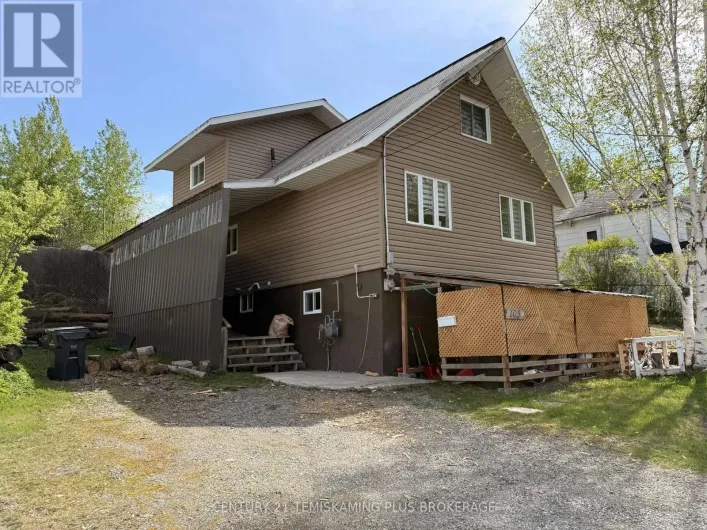 105 FEDERAL STREET, Kirkland Lake