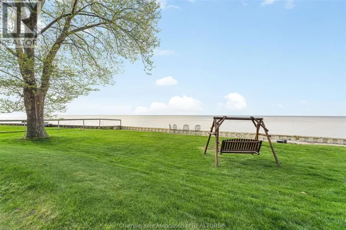 105 ISLAND CRESCENT, Lighthouse Cove