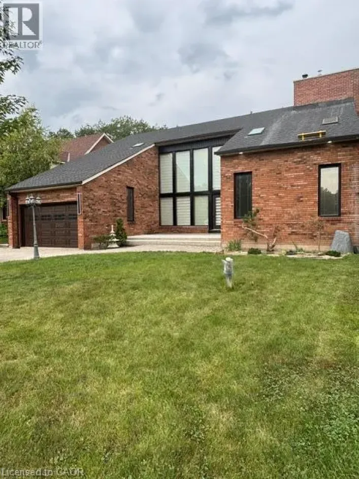 105 MAPLE Drive Unit# 2, Hamilton