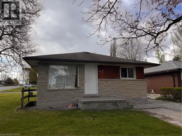 105 MARSHALL Street, Waterloo