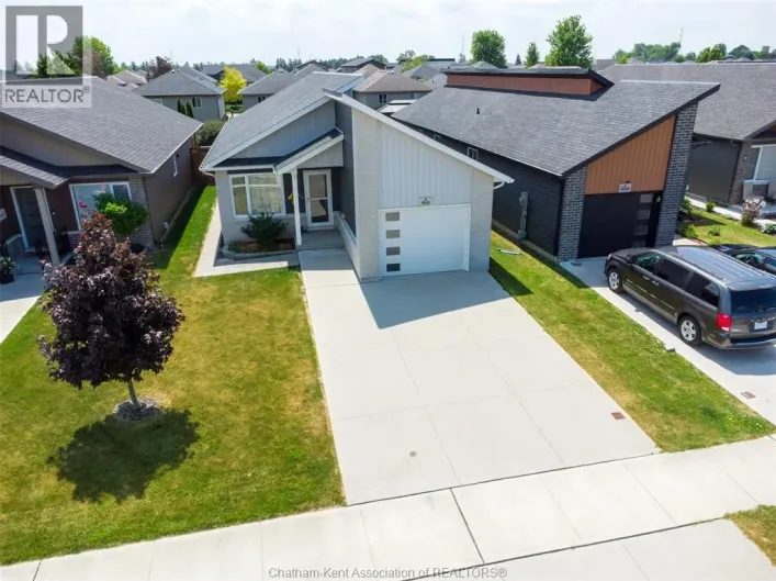 105 Moonstone CRESCENT, Chatham
