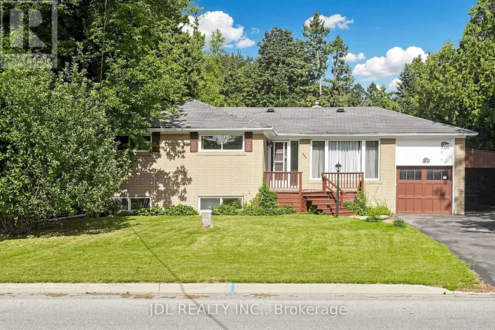 105 PARK AVENUE, Newmarket