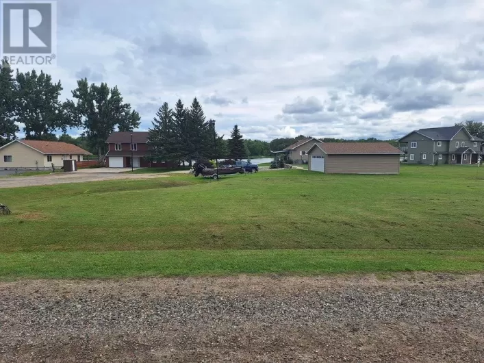 105 PINE CT, Rainy River