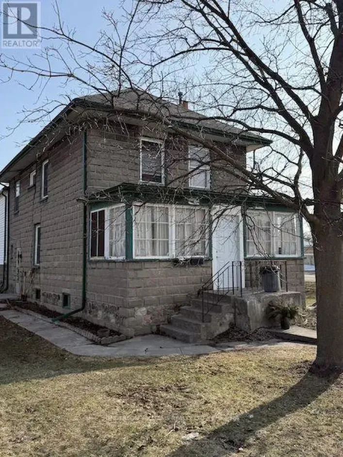 105 PINE STREET, Belleville