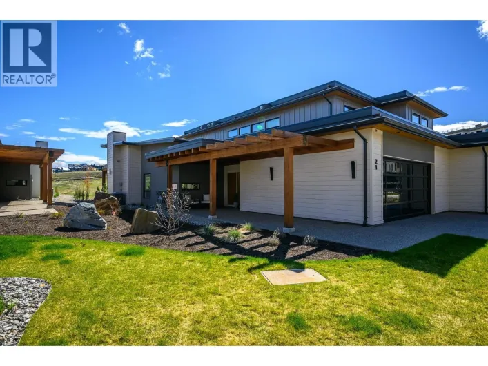 105 Predator Ridge Drive Unit# 21, Vernon