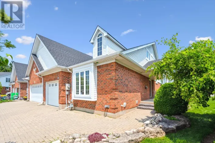 105 RIVERWALK PLACE, Guelph/Eramosa