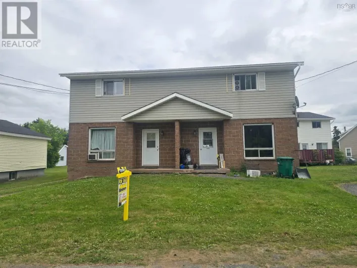 105 Rutherford Street, Stellarton