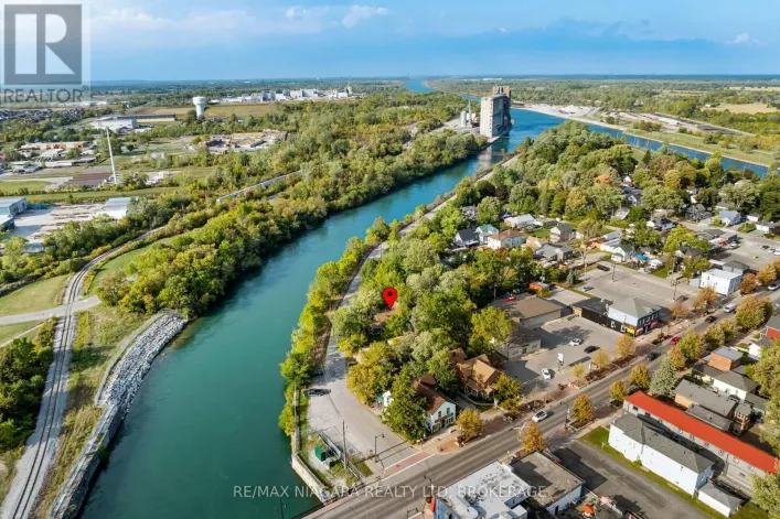 105 WEIR ROAD, Port Colborne