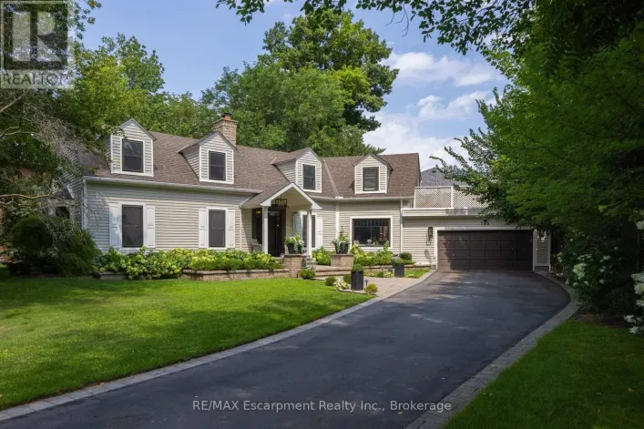 105 WHITTINGTON PLACE, Oakville