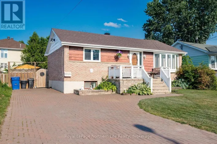 1052 FROST STREET, North Bay