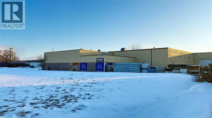 Warehouse for sale: 1053 WELLINGTON STREET, Dresden