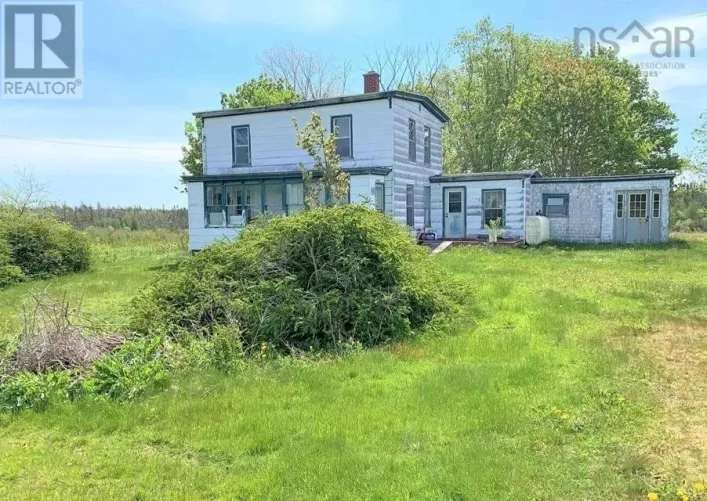 10538 209 Highway, Parrsboro
