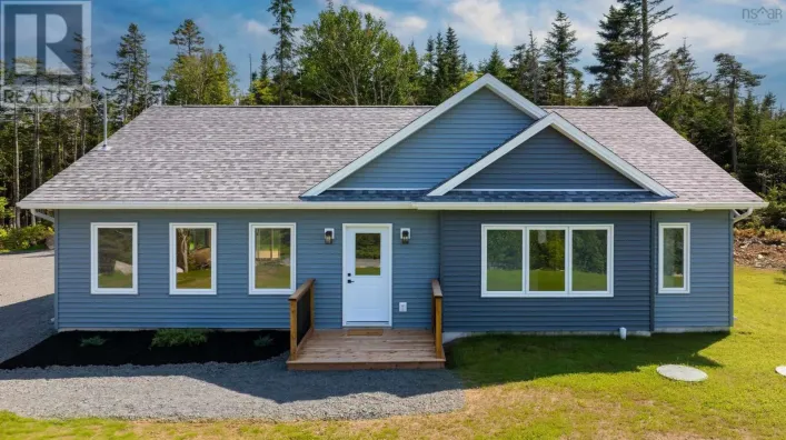 10546 Highway 7 Highway E, Oyster Pond