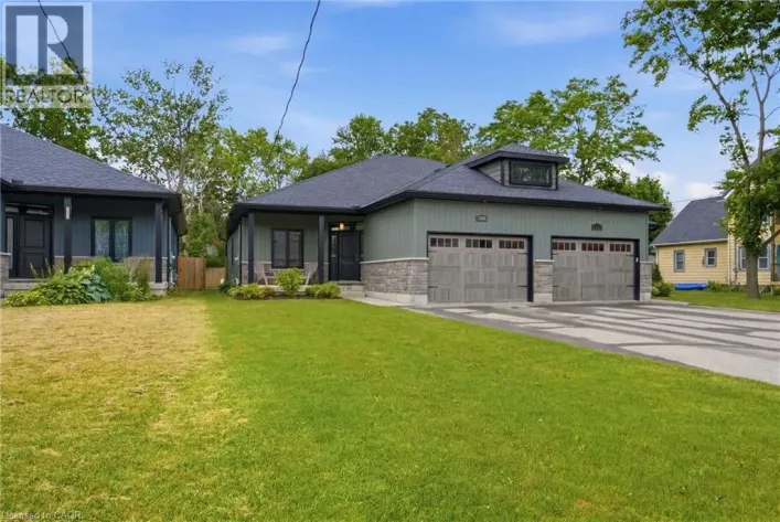 1055 BAY Street, Port Rowan