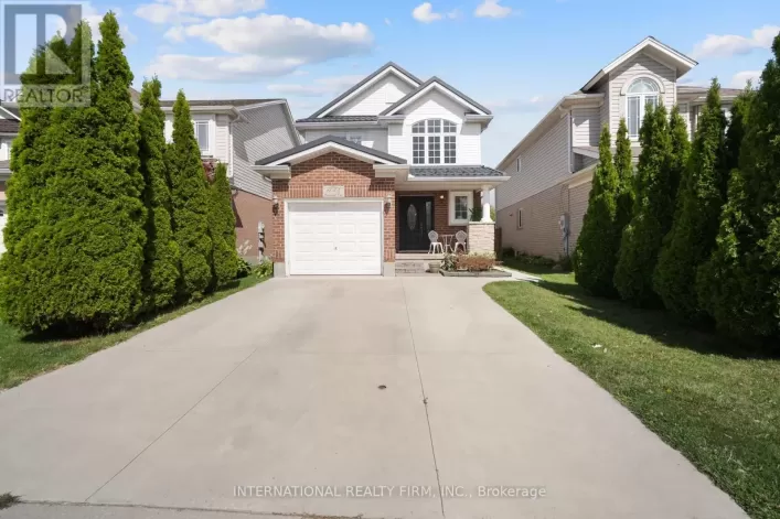 1055 CROSSCREEK CRESCENT, London East