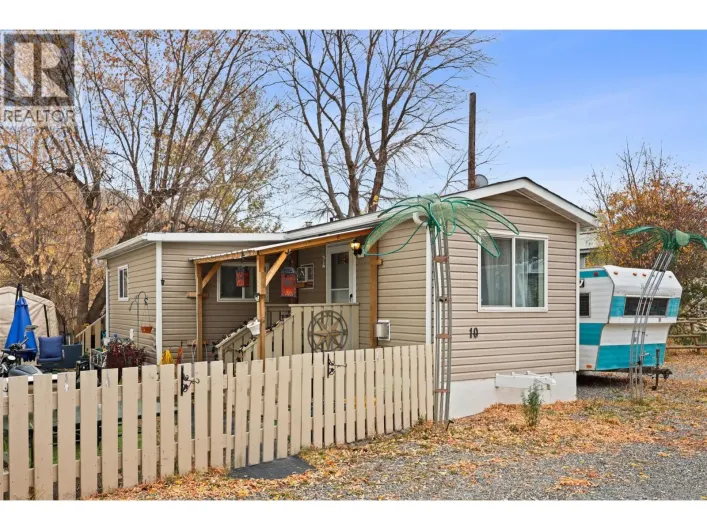 1055 OLD CARIBOO Road Unit# 10, Cache Creek