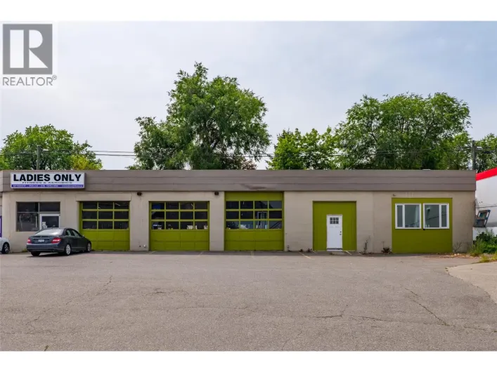 1055 Victoria Street, Kamloops