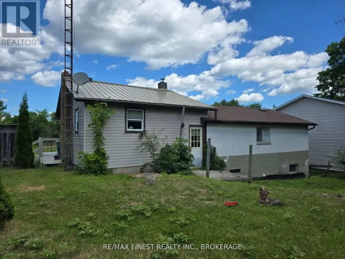 10555 ROAD 38, Frontenac