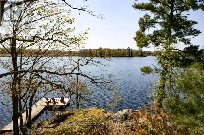 House for sale: 1055B VILALTA LANE, Frontenac