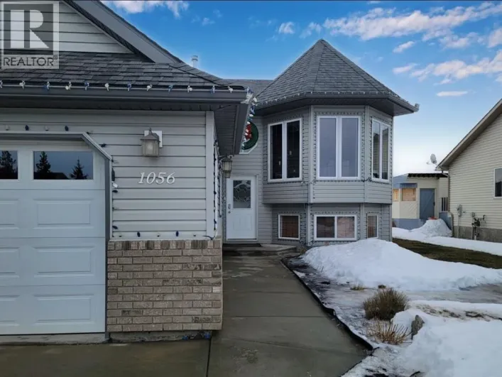 1056 10 Street, Beaverlodge
