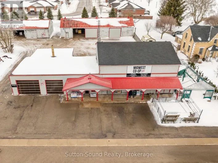 1056 9 HIGHWAY, South Bruce