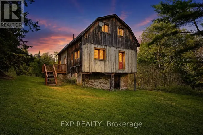 1057 MACDUFF ROAD, Highlands East
