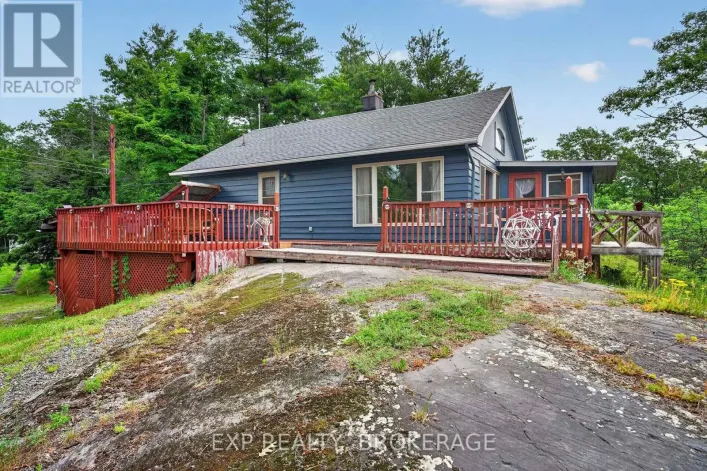 1058 PERRY ROAD, Frontenac