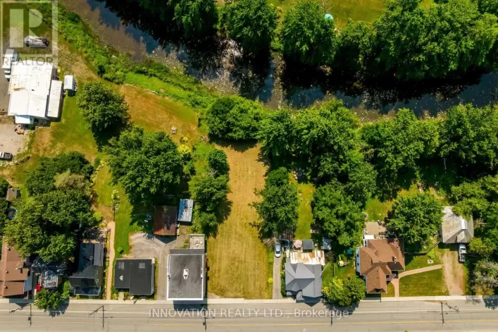 10584 MAIN STREET, North Dundas