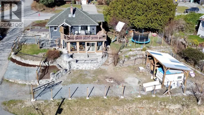 10584 Youbou Rd, Youbou