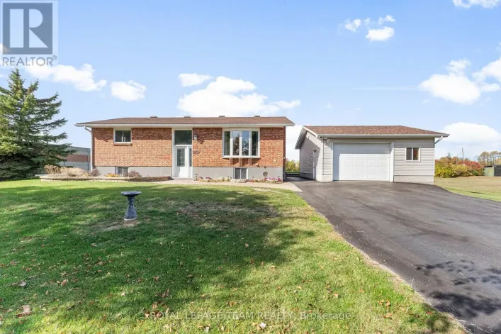 1059 FLYNN AVENUE, Ottawa